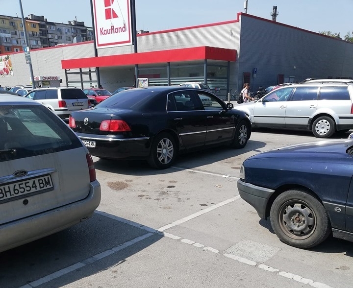 Пореден случай на безобразно паркиране потресе видинчани научи BulNews bg Възмутен