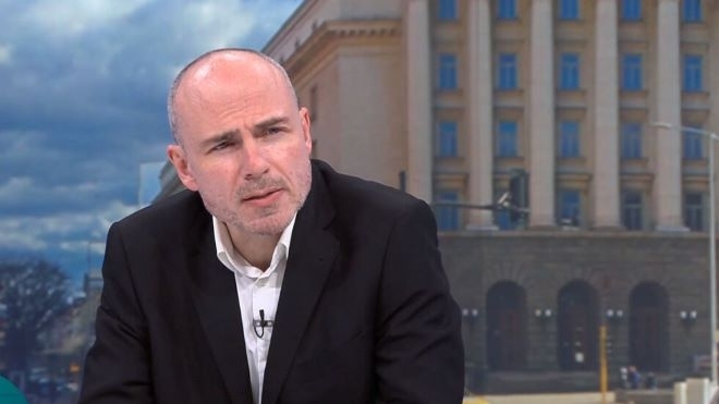 Петър Чолаков: Подкрепа за кандидат-президент на ГЕРБ би била тежка политическа грешка за ПП-ДБ