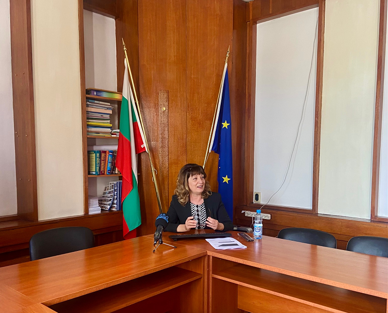 Директорът на Регионалното управление на образованието във Враца Лорета Колева
