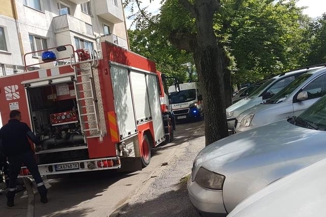 80 годишна жена пострада при пожар в Плевен настанена е в