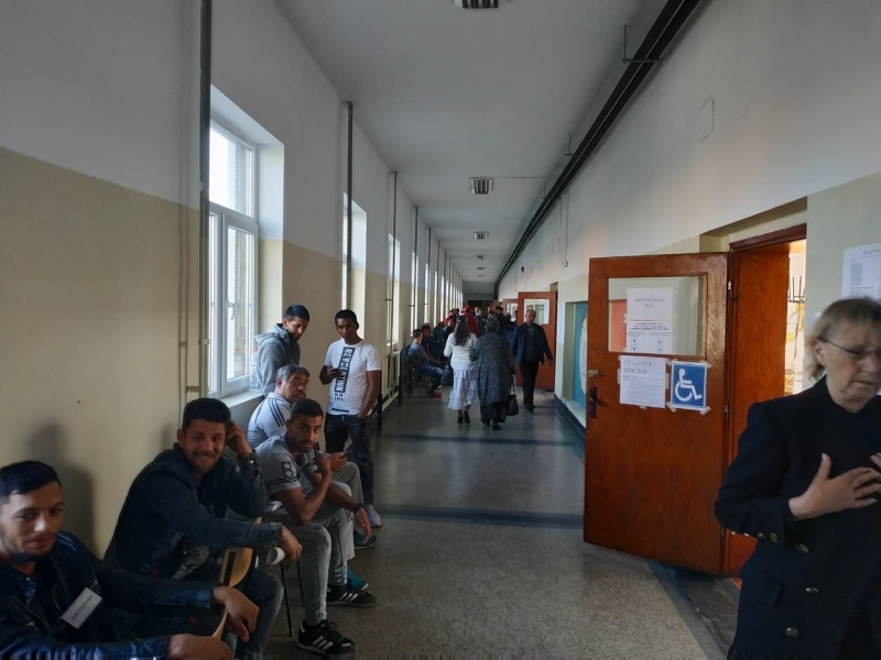 Два сигнала е проверила общинската избирателна комисия в Мездра в