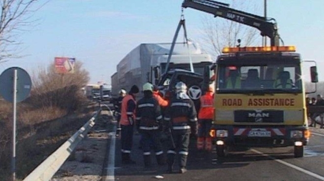 Преди обяд днес тежък пътен инцидент е станал на главен