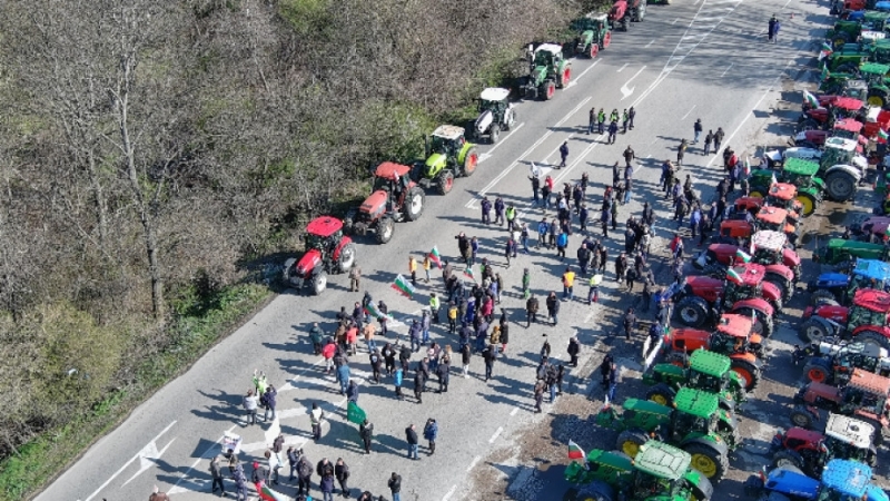 Зърнопроизводители от България и Румъния се обединяват в исканията си