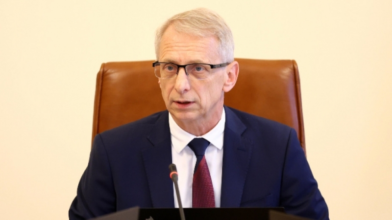 Целта на този отчет е накратко да обобщим основните резултати