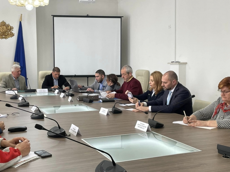 Спокойно и без скандали партиите не се разбраха за РИК във Враца /снимки/