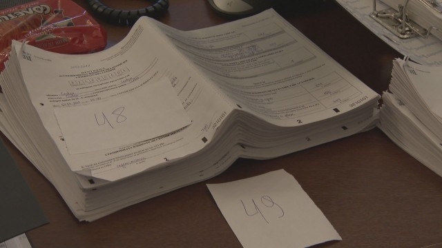 Заседанието на Централната избирателна комисия което започна в четвъртък продължи