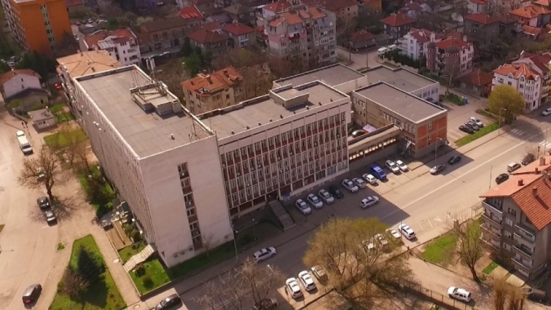 Наградиха отличилите се през годината полицаи във Видинско