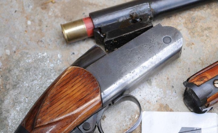 Униформени намериха и иззеха незаконна пушка от вила във Врачанско