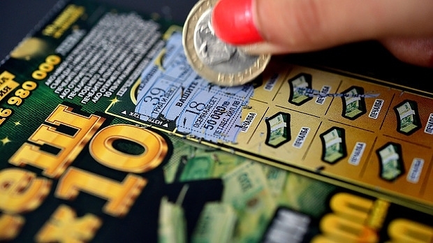 Полицията е разкрила крадец на над 100 лотарийни билета от