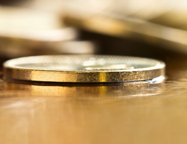 Експерти от Агенцията за финансови услуги при министерството на финансите