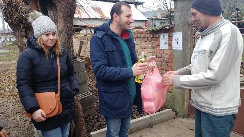 В навечерието на Коледно новогодишните празници 55 хора в неравностойно положение