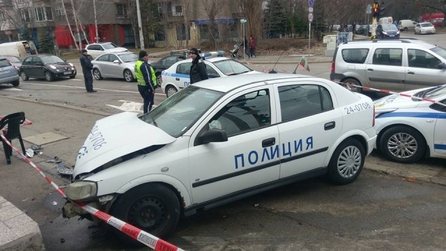Полицай е починал в болницата в Сливен след пътен инцидент