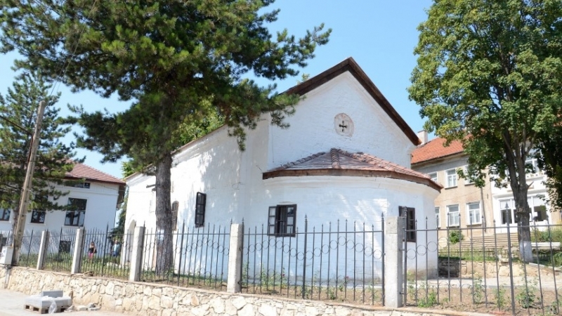 Незаконно притежавани оръжия и боеприпаси иззели полицейски служители от манастир