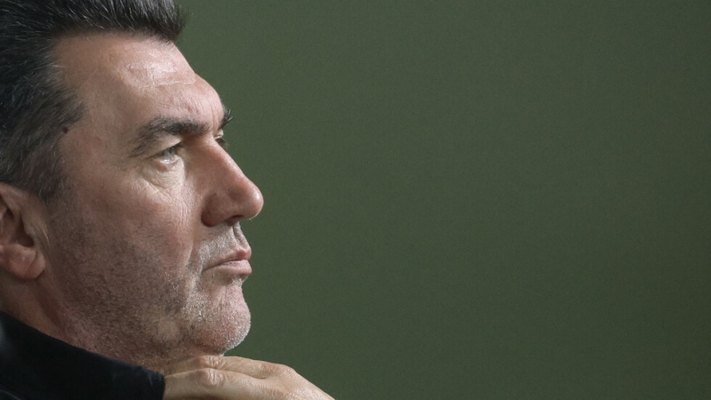 Президентът на Украйна Володимир Зеленски подписа указ за уволнението на