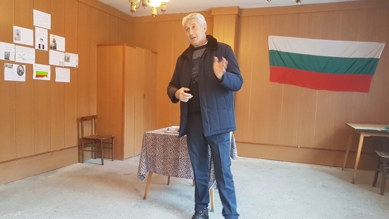 Ремонт на покривите на кметствата и читалищата в мездренските села