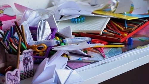 Подготовката на един първокласник която включва закупуването на тетрадки скицник