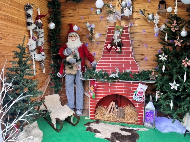 Празничен фото кът радва жители и гости на Монтана съобщиха