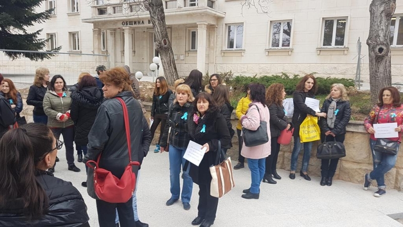 Протестът на медицинските специалисти от Враца продължава като на 4 ти