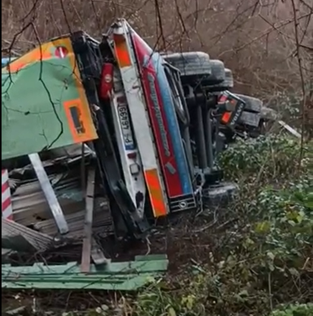 Врачанският зърновоз е виновен за тежкия инцидент на международен път