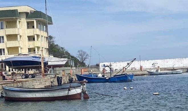 61 годишен рибар се удави в Китен а втори бе спасен