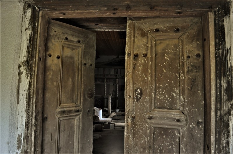 Трима хлапаци разбиха църква във Врачанско съобщиха от пресцентъра на