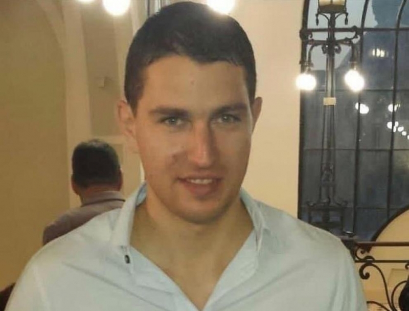 Казвам се Димитър Даскалов син съпруг и щастлив баща на