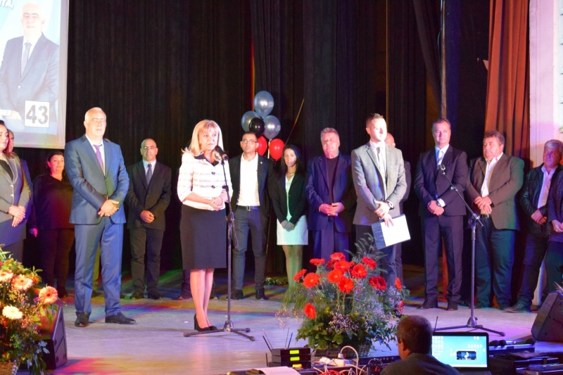 Над 400 жители на община Мездра бяха гости на концерта