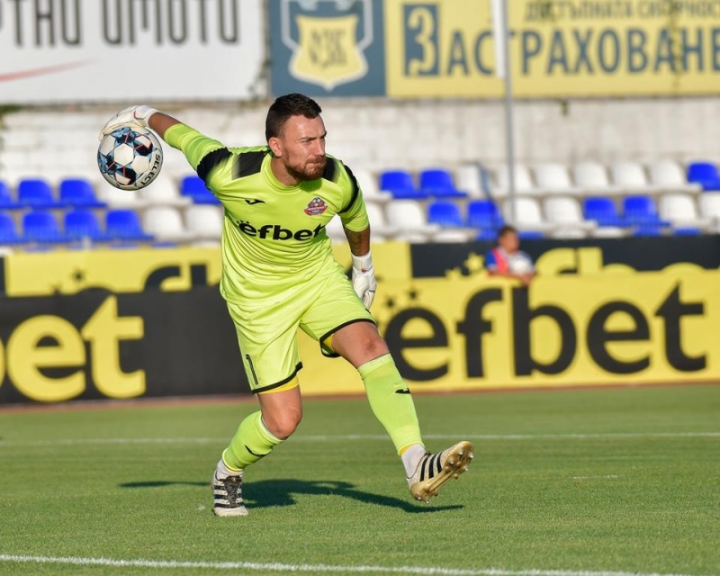 Бившият вратар на Монтана Ферди Мюмюнов 29 г ще подсили