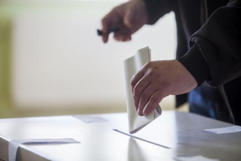 За първи път ще има близо 800 избирателни секции извън страната