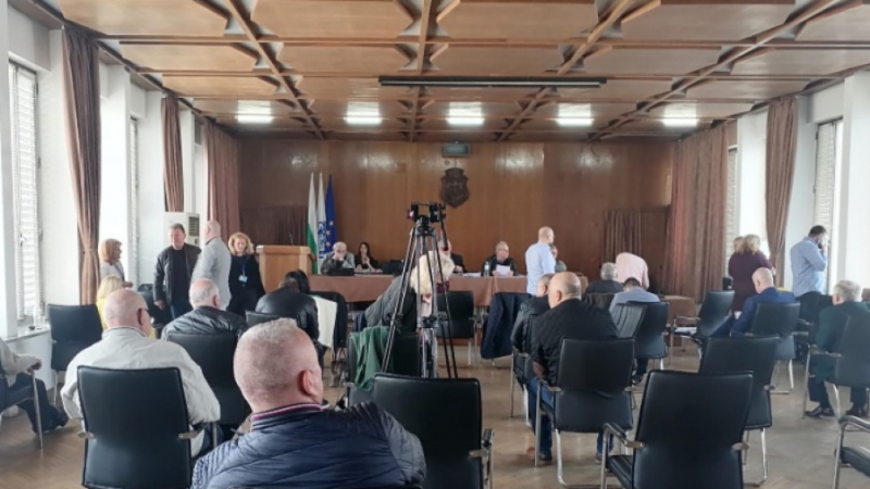 С 20 по високи възнаграждения за кмета на общината и кметовете