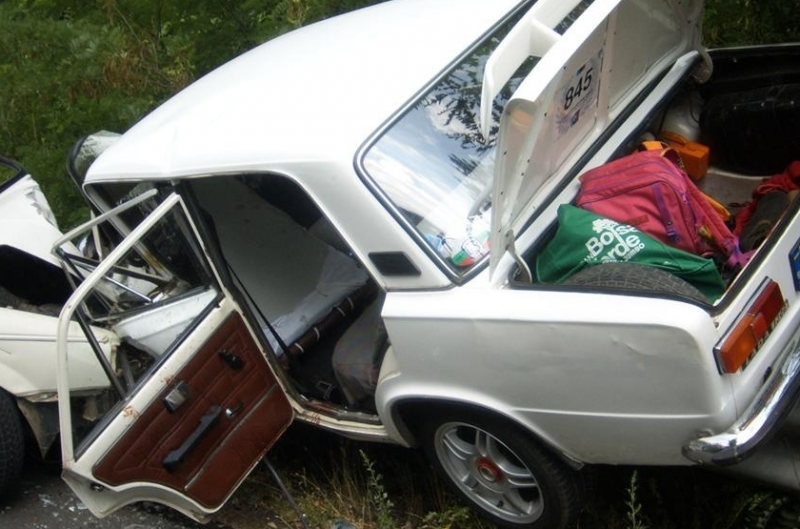 Мъж с Жигула катастрофира в Монтана след гонка с полиицията