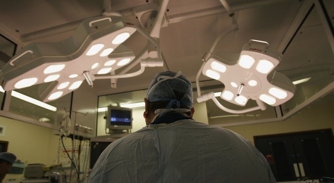 Условни присъди получиха двама лекари гинеколози от областната болница в Габрово