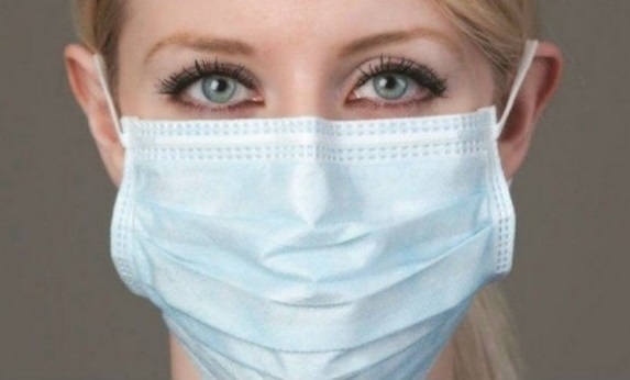 Носенето на маски като мярка за овладяване на пандемията от