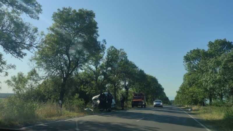 Един човек е загинал а 41 са ранени при пътно транспортни