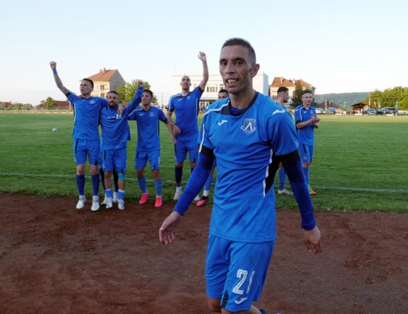 Още при първото си участие в Трета Северозападна лига възстановеният