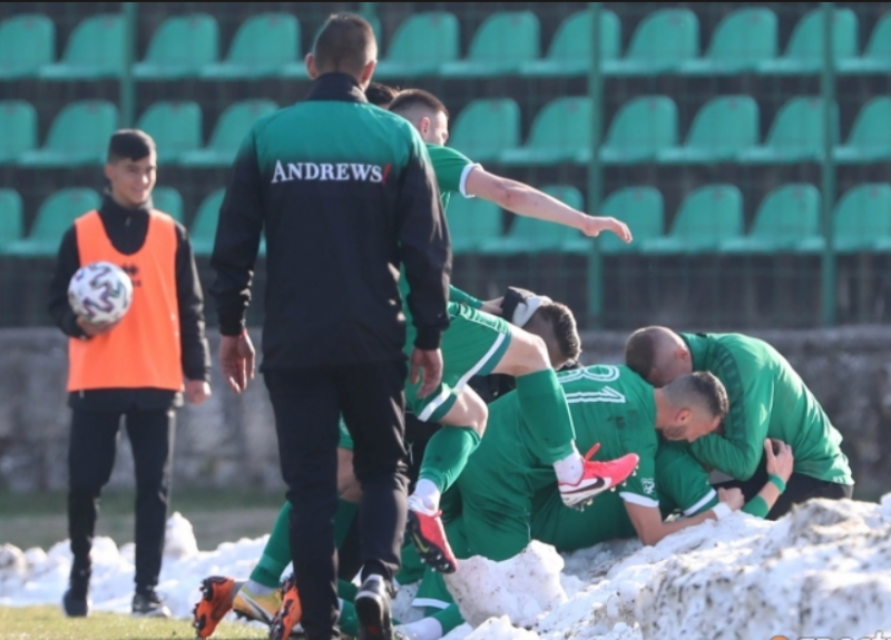 Шест месеца по късно Левски отново постигна победа далеч от стадион