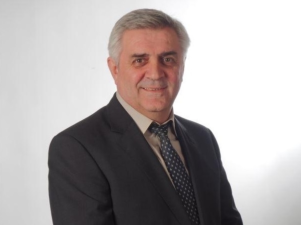 Поздравителен адрес от кмета на община Мездра Иван Аспарухов до