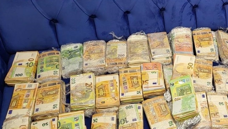 Митнически служители на ГКПП Дунав мост 2 откриха в камион