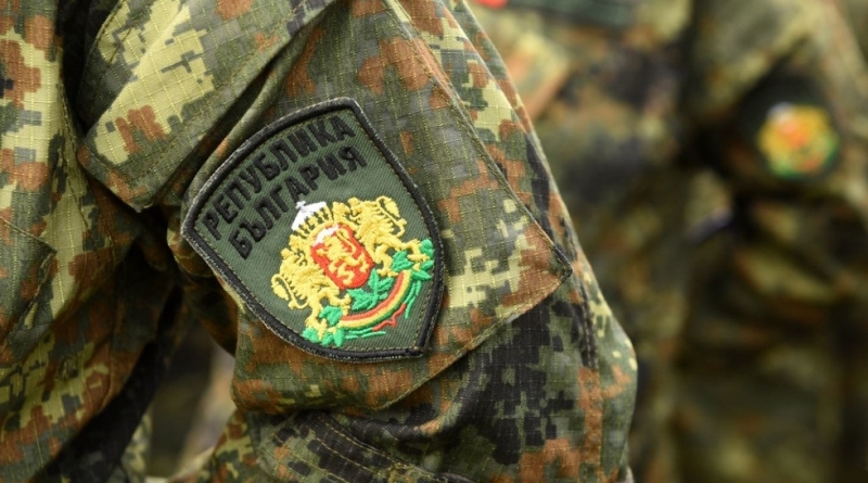 Българската армия търси да назначи повече от 700 нови кадри Във