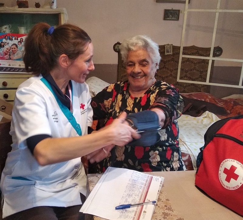 От 24 август отвoриха врати три нови Центъра Домашни грижи