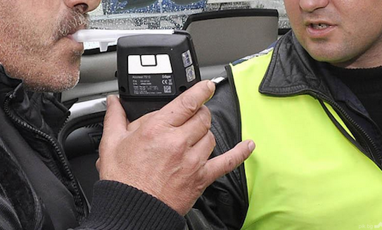 Хванаха двама пияни шофьори във Врачанско съобщиха от полицията в