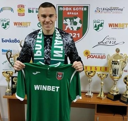 Ботев Враца представи официално днес Едгар Тур Естонският краен бранител