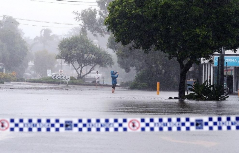 Хиляди хора в Югоизточна Австралия и в западно предградие на