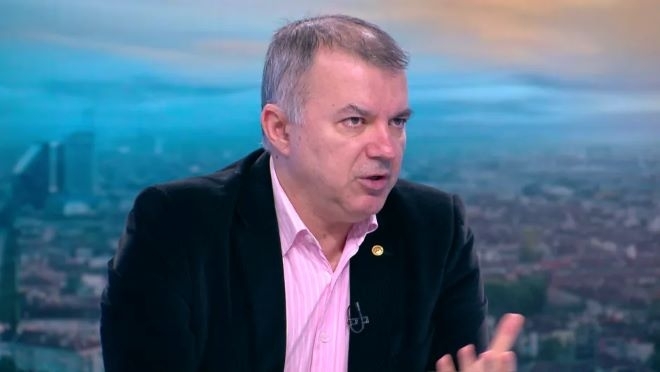 Експерт съветва: Не използвайте въобще левове след 1 януари