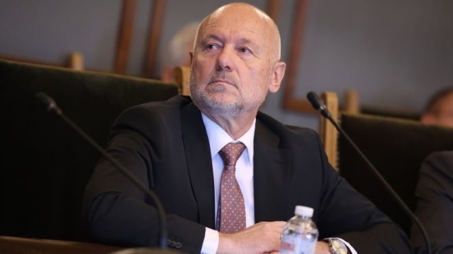 Тагарев: България е получила отказ за ремонт на зенитните ракети за С-300 още преди началото на войната