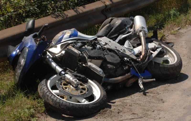 Моторист излетя от пътното платно във Врачанско съобщиха от областната