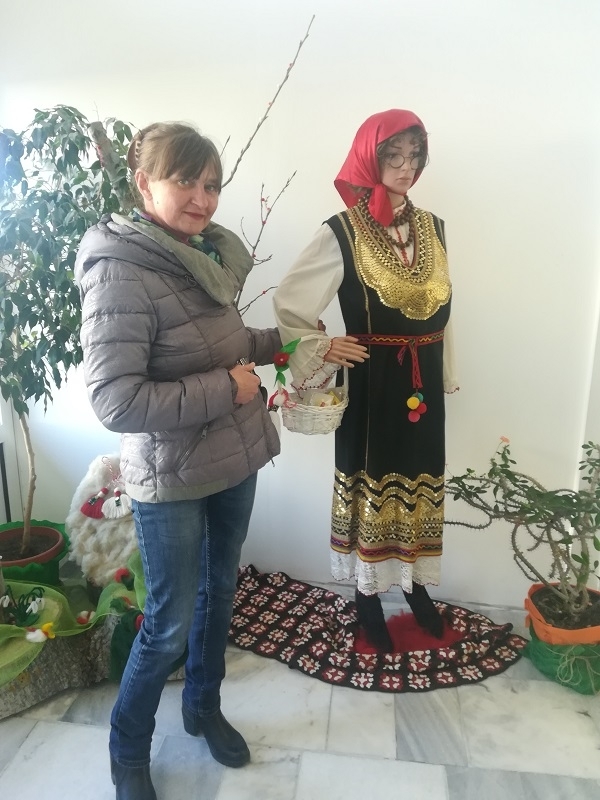 Поетесата Илиана Илиева представи книгата си Омара пред мездренска публика