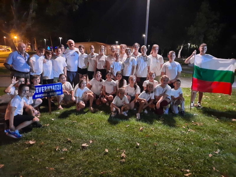 Малките танцьори от ФТА Северняци към ЦПЛР ОДК Ние врабчетата