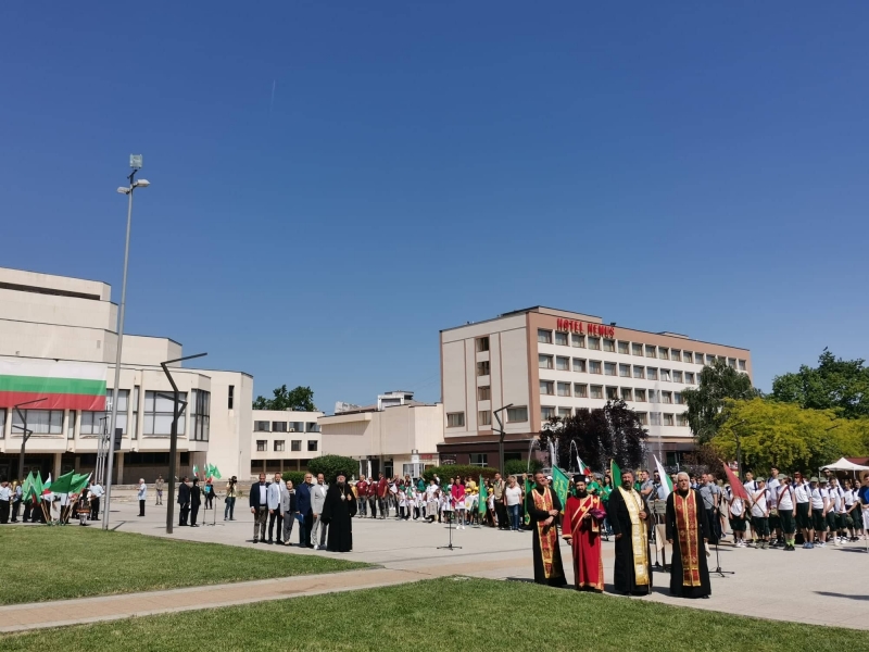 С тържествена церемония във Враца поставиха началото на Ботеви дни
