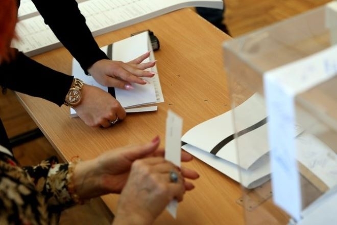 ЦИК разкрива 493 секции в 55 държави